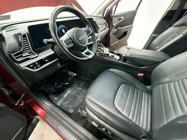 Thumbnail: 2023 Kia Sportage - 18