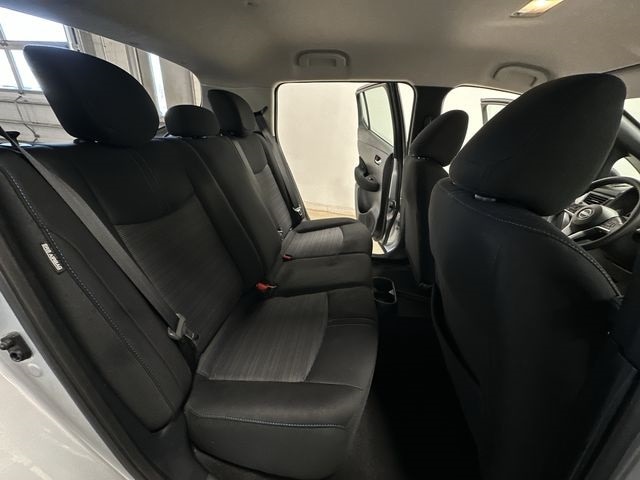 Thumbnail: 2023 Nissan Leaf - 23