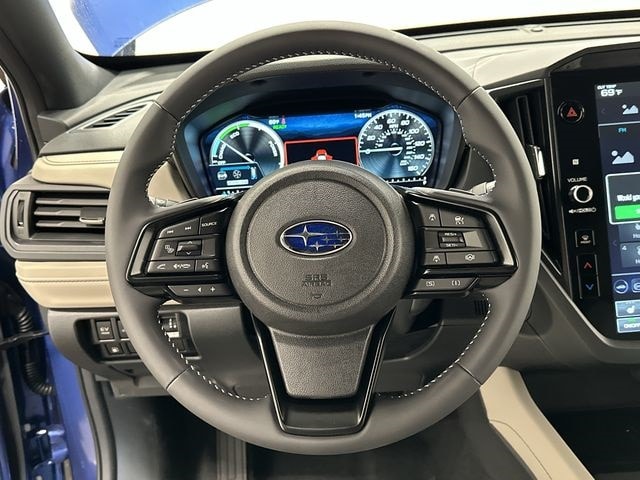 2025 Subaru Forester Premium 8