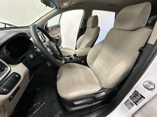 Thumbnail: 2017 Kia Sorento - 14