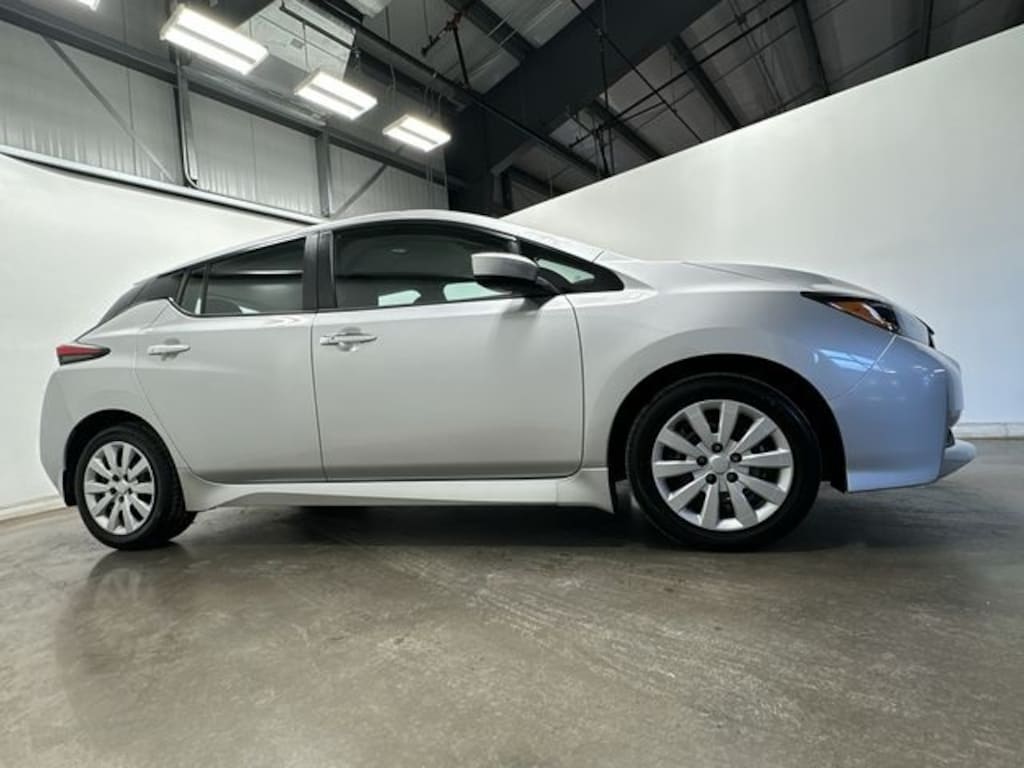 Used 2023 Nissan Leaf S Hatchback