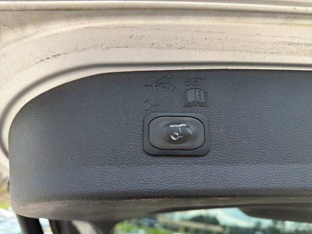 Thumbnail: 2019 Ford Escape - 13