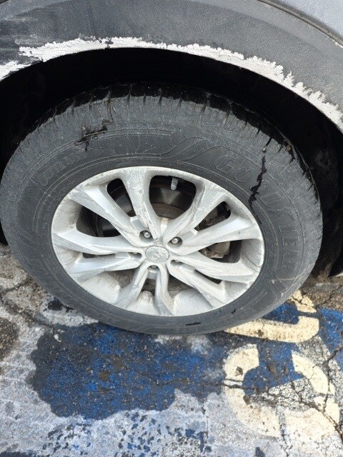 Thumbnail: 2020 Kia Telluride - 18