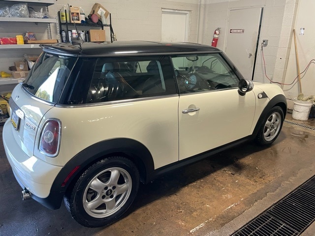 Thumbnail: 2007 MINI Cooper Hardtop - 3