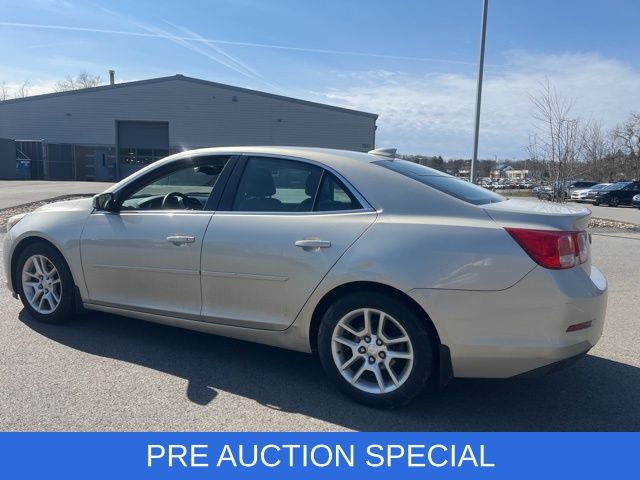 Thumbnail: 2015 Chevrolet Malibu - 8