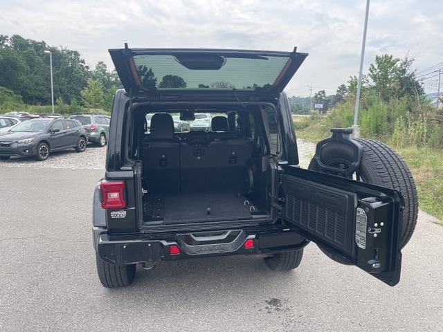 Thumbnail: 2021 Jeep Wrangler - 6