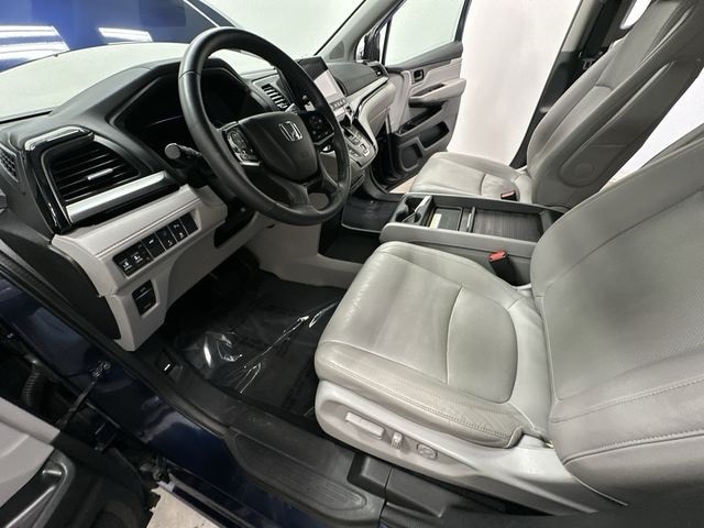 Thumbnail: 2018 Honda Odyssey - 17