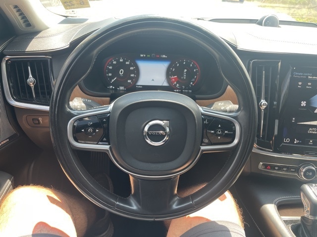 Thumbnail: 2017 Volvo S90 - 13