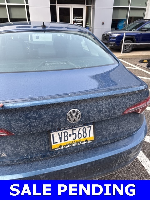 Thumbnail: 2019 Volkswagen Jetta - 3