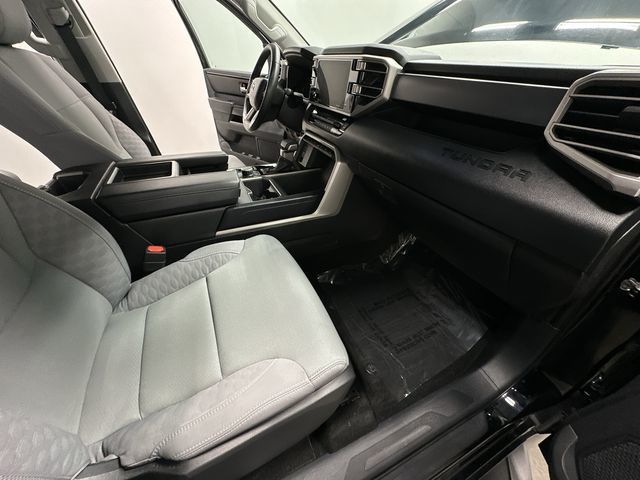 Thumbnail: 2023 Toyota Tundra - 21