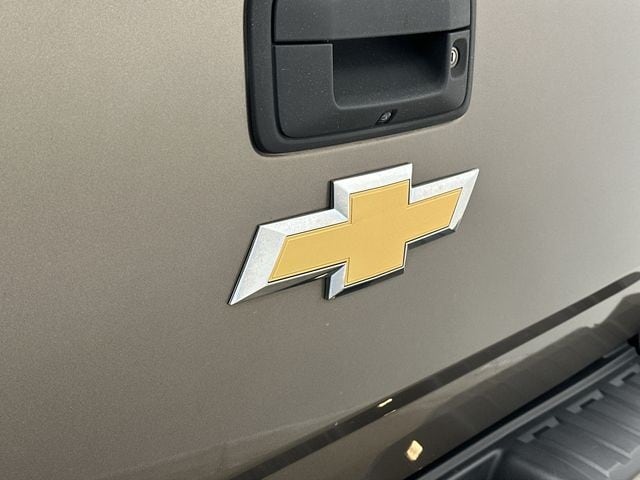 Thumbnail: 2016 Chevrolet Colorado - 25