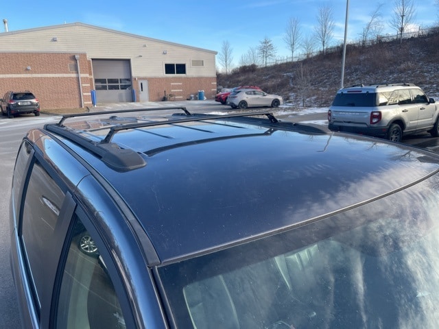 Thumbnail: 2016 Chrysler Town & Country - 8