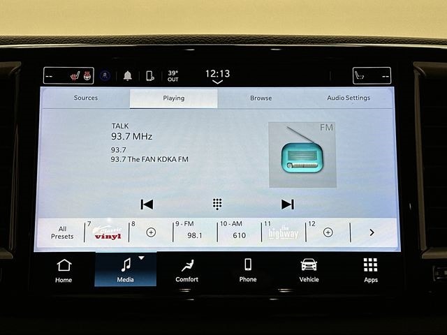 Thumbnail: 2023 Chrysler Pacifica - 11