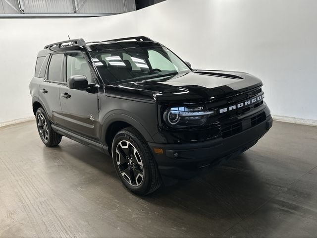 Thumbnail: 2022 Ford Bronco Sport - 31