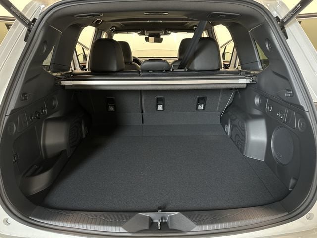 Thumbnail: 2025 Subaru Forester - 24