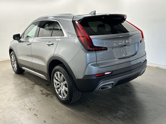 Thumbnail: 2023 Cadillac XT4 - 32