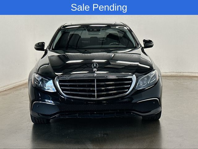 Thumbnail: 2017 Mercedes-Benz E-Class - 31