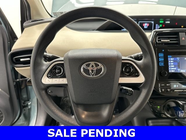 Thumbnail: 2016 Toyota Prius - 7