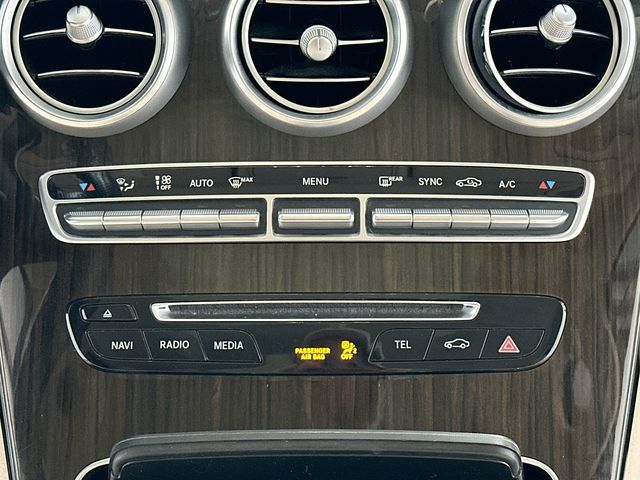 Thumbnail: 2018 Mercedes-Benz GLC - 16