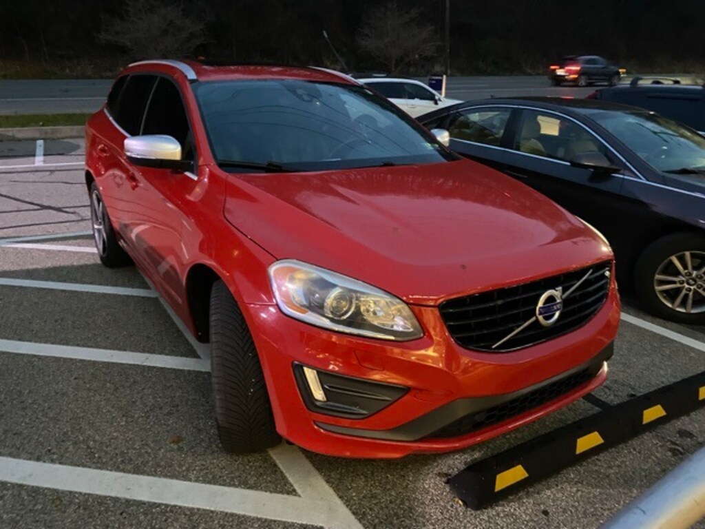 Used 2016 Volvo XC60 T6 Drive-E R-Design SUV