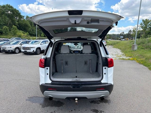 Thumbnail: 2019 GMC Acadia - 11