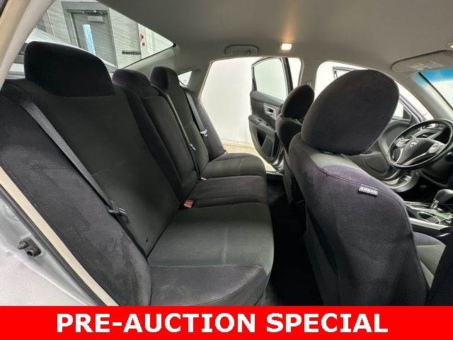 Thumbnail: 2013 Nissan Altima - 22