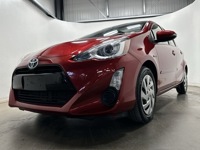 Thumbnail: 2015 Toyota Prius c - 25