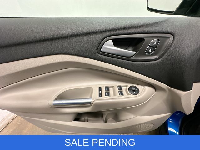 Thumbnail: 2019 Ford Escape - 17