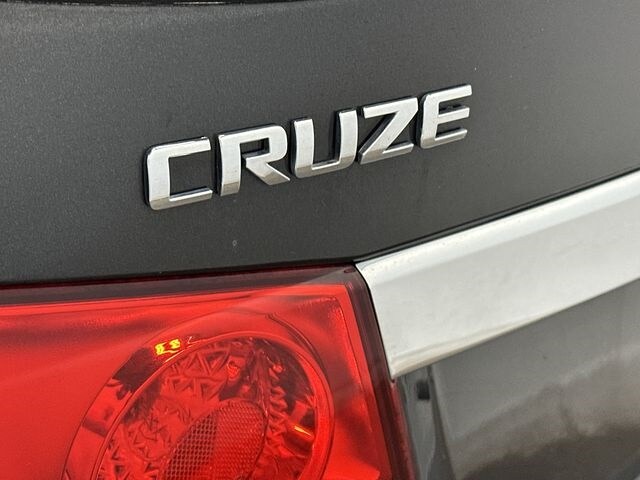 Thumbnail: 2015 Chevrolet Cruze - 27
