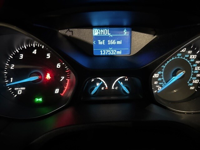 2012 Ford Focus SE photo 2