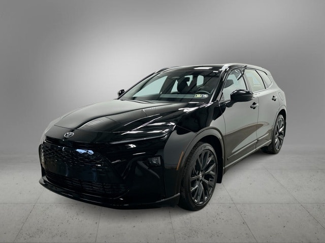 2025 Toyota Crown Signia Limited -
                  Moon Township, PA