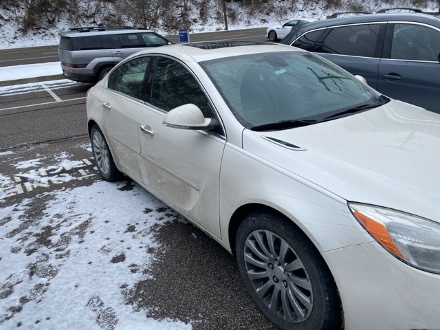 Thumbnail: 2013 Buick Regal - 13