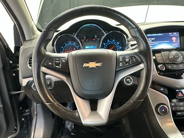Thumbnail: 2015 Chevrolet Cruze - 8