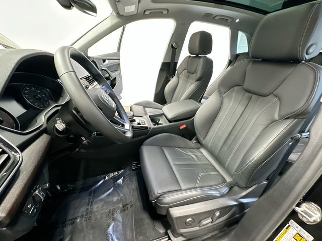 Thumbnail: 2024 Audi Q5 - 17