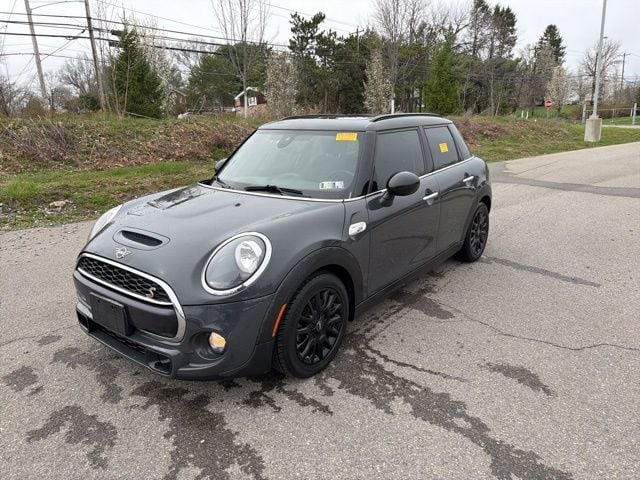 Thumbnail: 2019 MINI Cooper Hardtop - 1