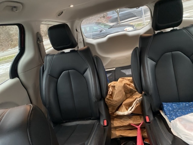 Thumbnail: 2023 Chrysler Pacifica - 26