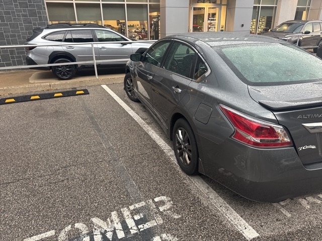 Thumbnail: 2015 Nissan Altima - 3