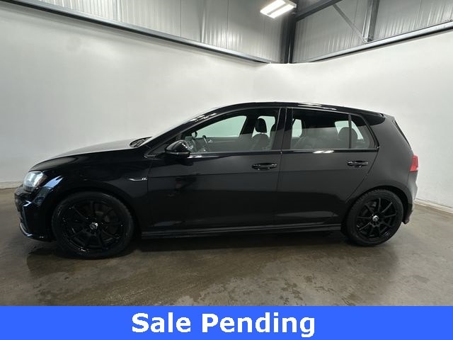 Thumbnail: 2017 Volkswagen Golf - 2