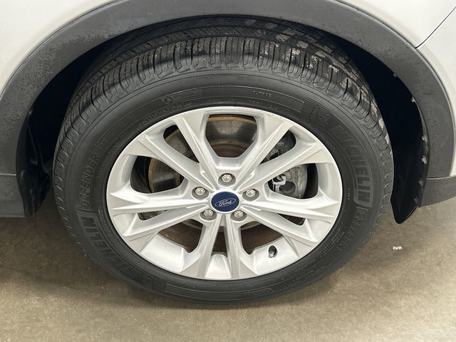 Thumbnail: 2019 Ford Escape - 5