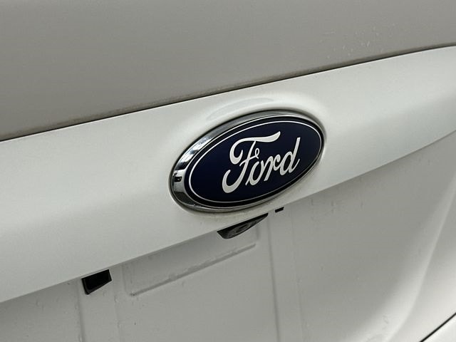 Thumbnail: 2013 Ford Escape - 26