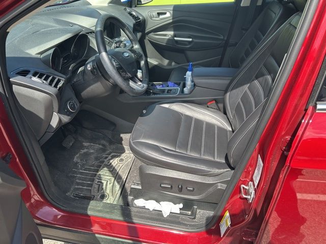 Thumbnail: 2019 Ford Escape - 23