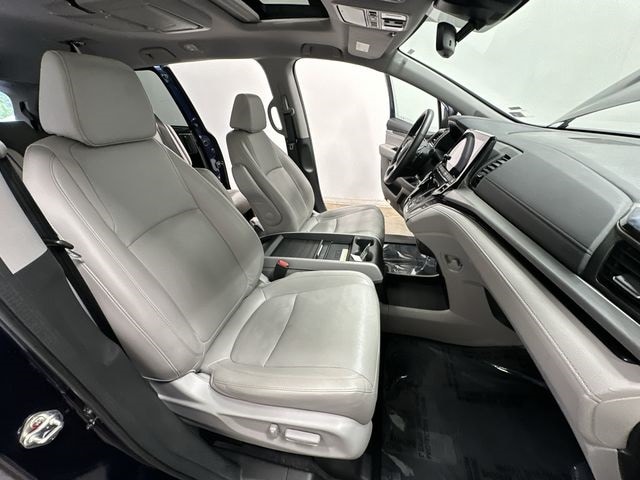 Thumbnail: 2018 Honda Odyssey - 25