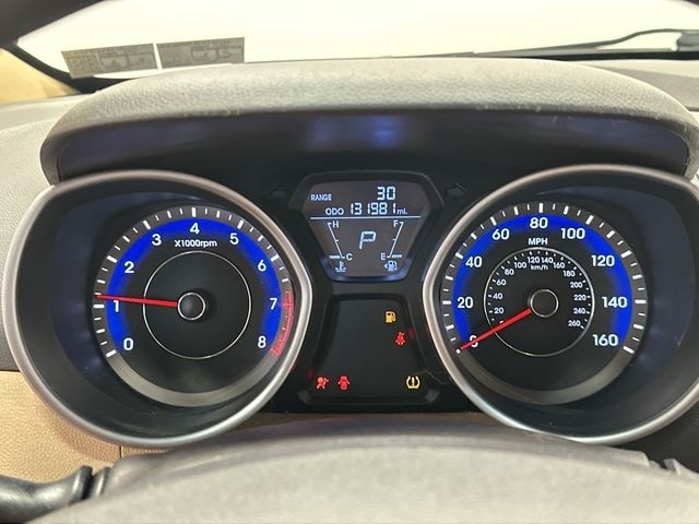 Thumbnail: 2012 Hyundai Elantra - 6