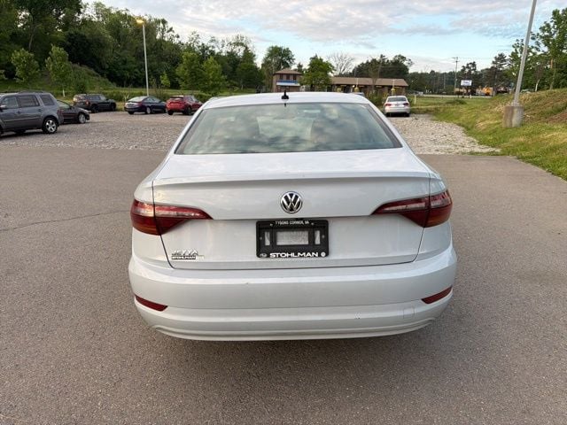 Thumbnail: 2019 Volkswagen Jetta - 10
