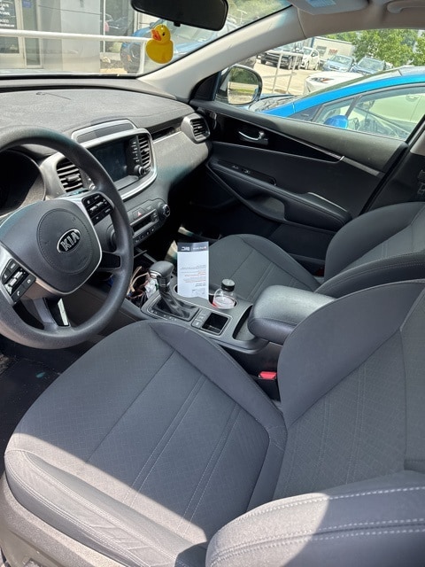 Thumbnail: 2019 Kia Sorento - 3
