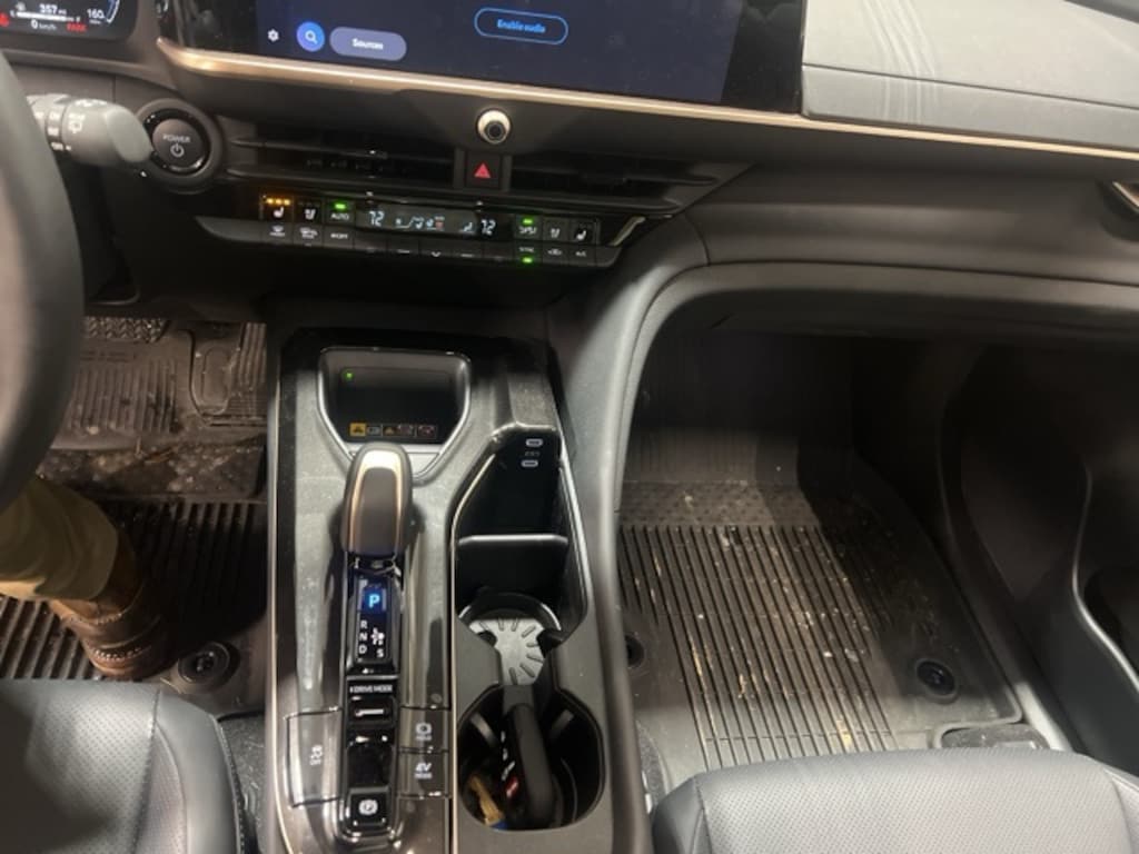 Used 2025 Toyota Crown Signia Limited SUV