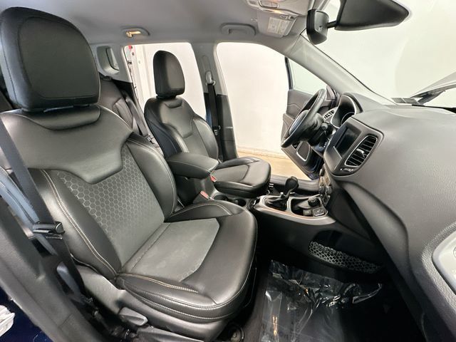 Thumbnail: 2018 Jeep Compass - 22