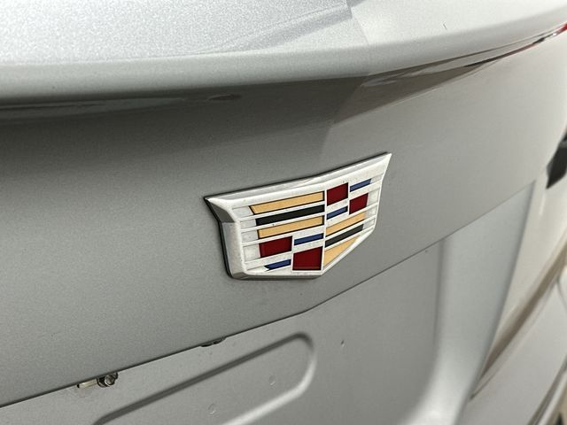 Thumbnail: 2023 Cadillac XT4 - 27