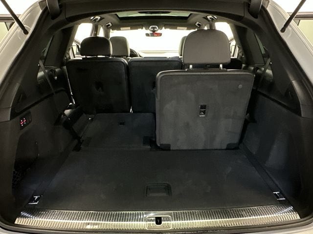 Thumbnail: 2017 Audi Q7 - 27