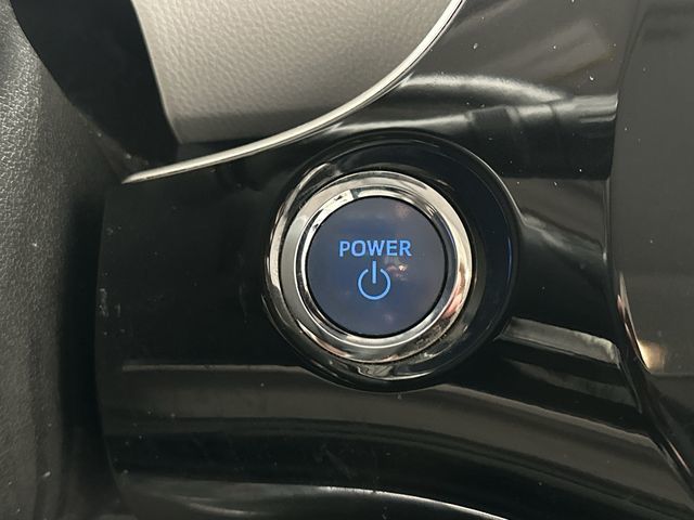 Thumbnail: 2018 Toyota Prius - 11